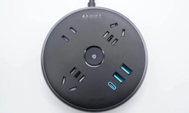 公牛20W 2A1C快充飞碟插座